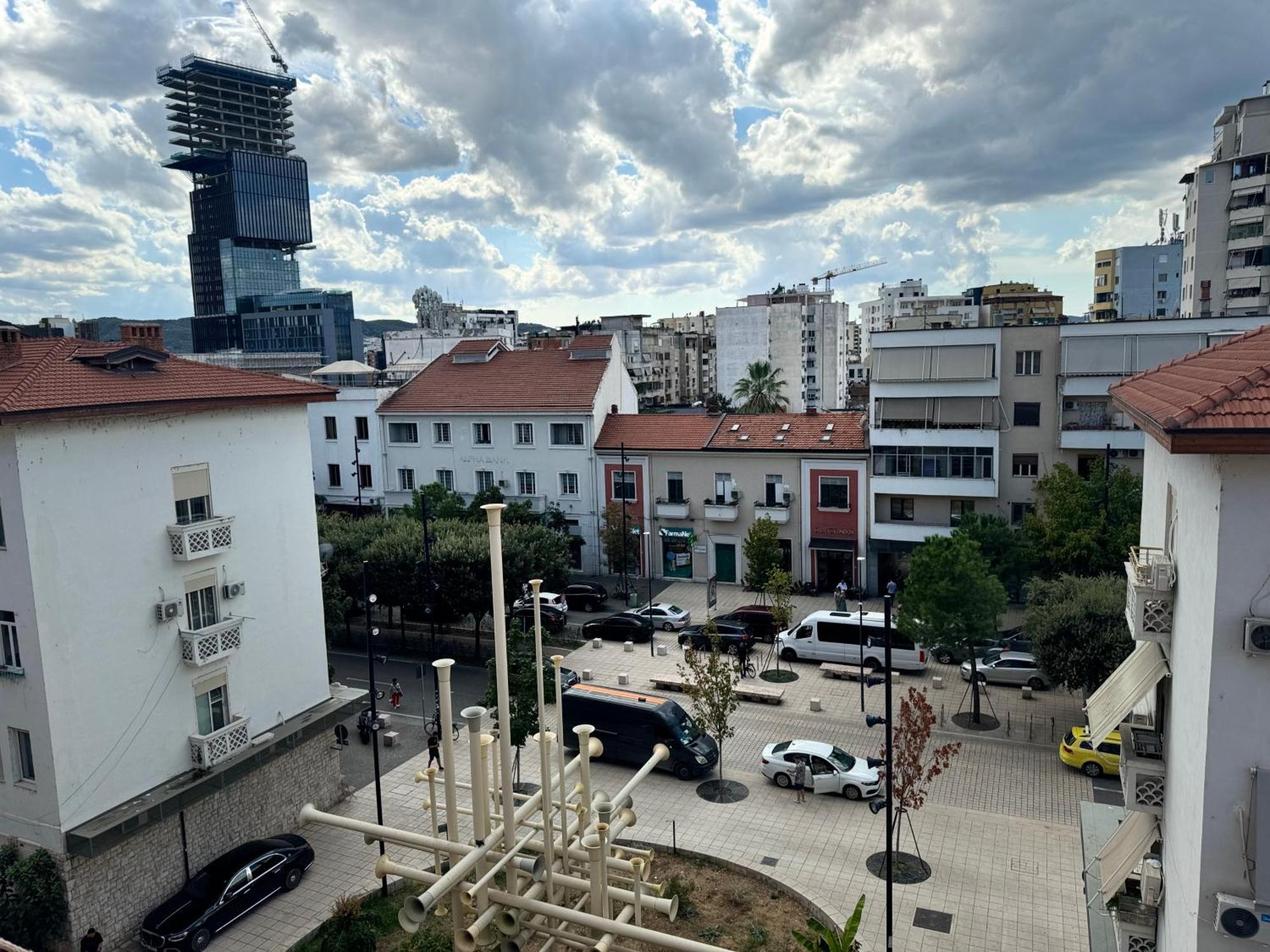 Golden Dublex Tirana Apartman Kültér fotó