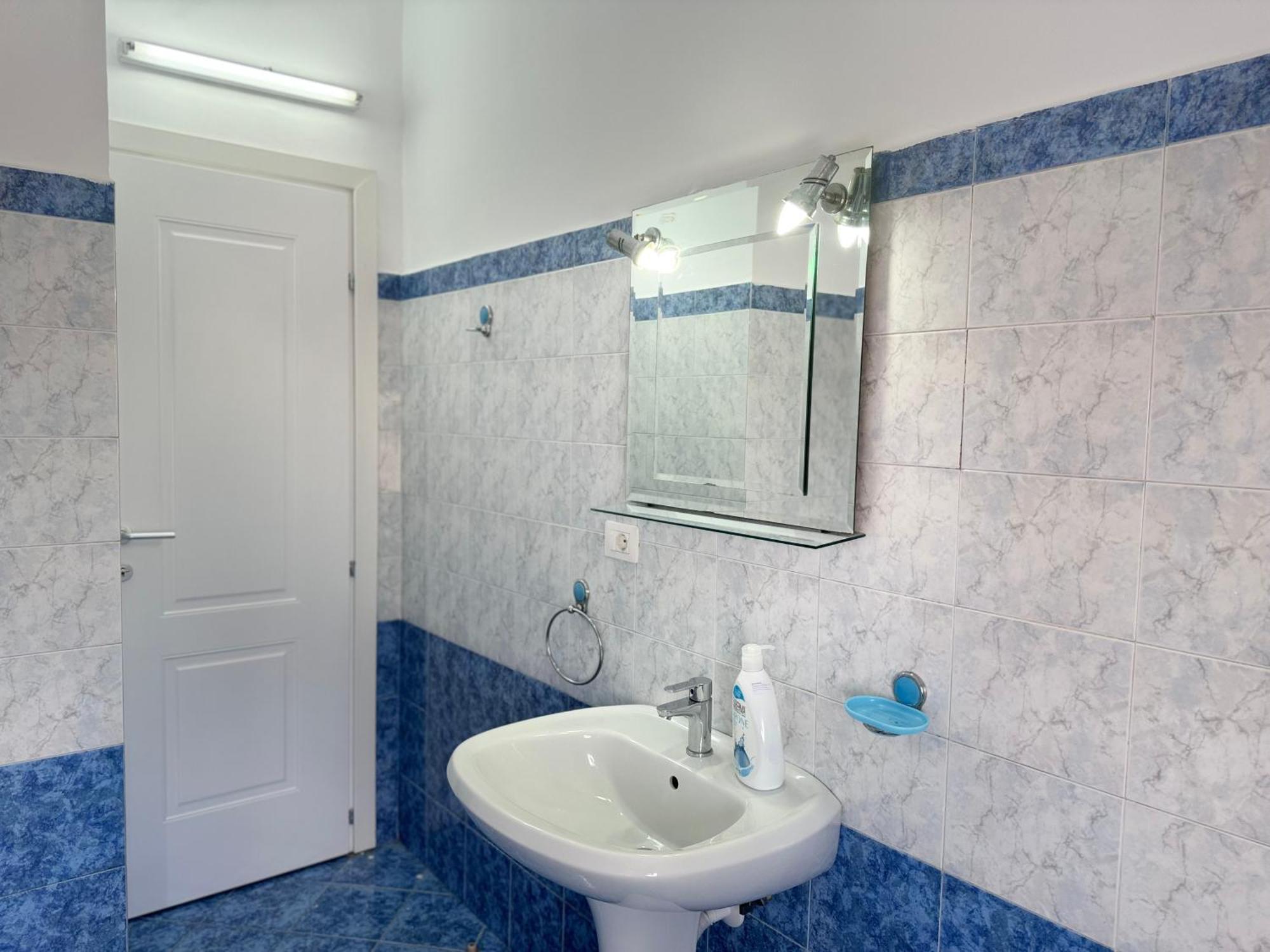 Golden Dublex Tirana Apartman Kültér fotó