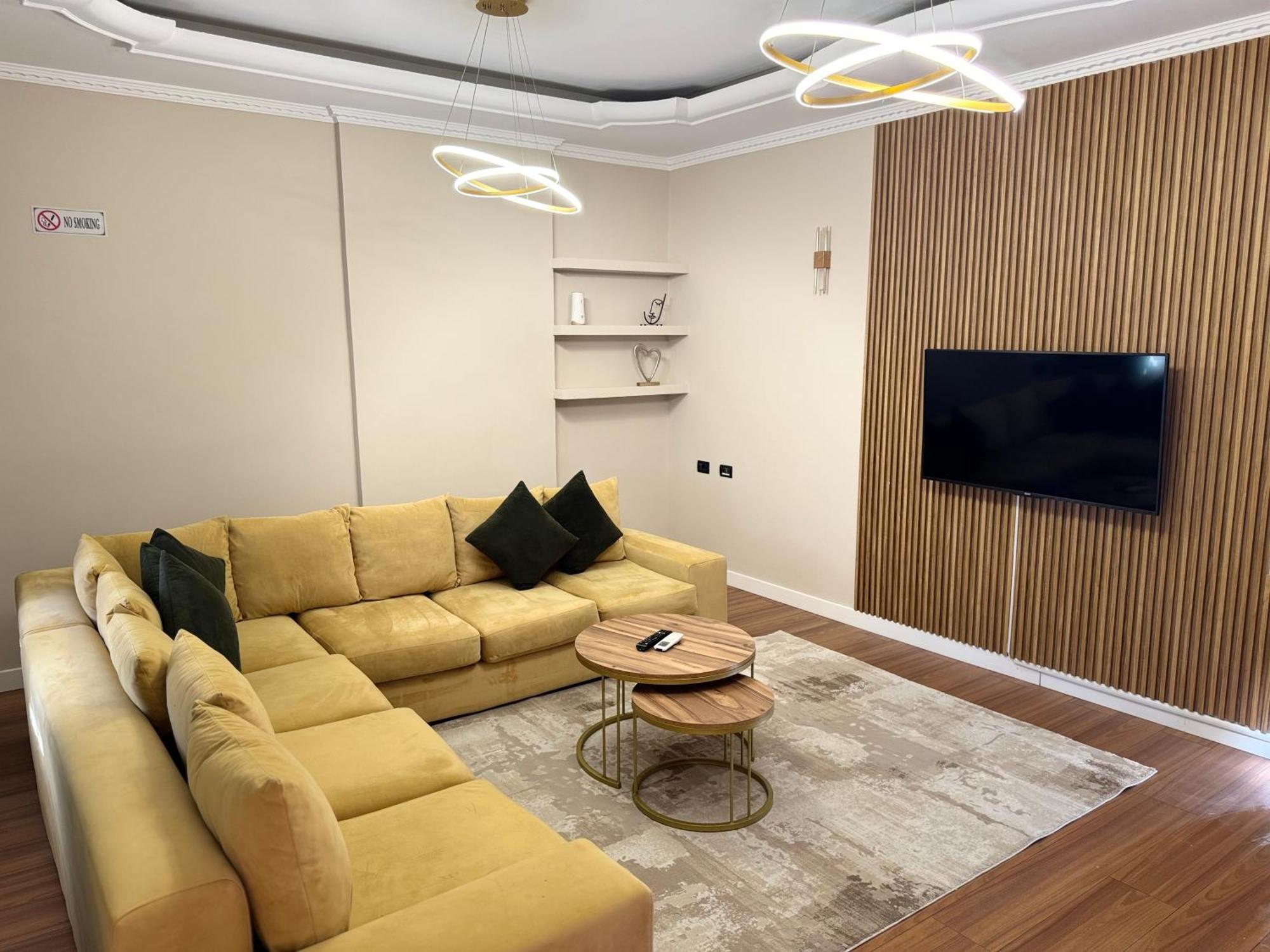 Golden Dublex Tirana Apartman Kültér fotó
